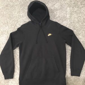 Men’s Nike gold sweatshirt